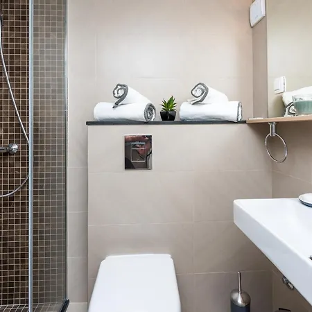 Studio Kantun Apartment